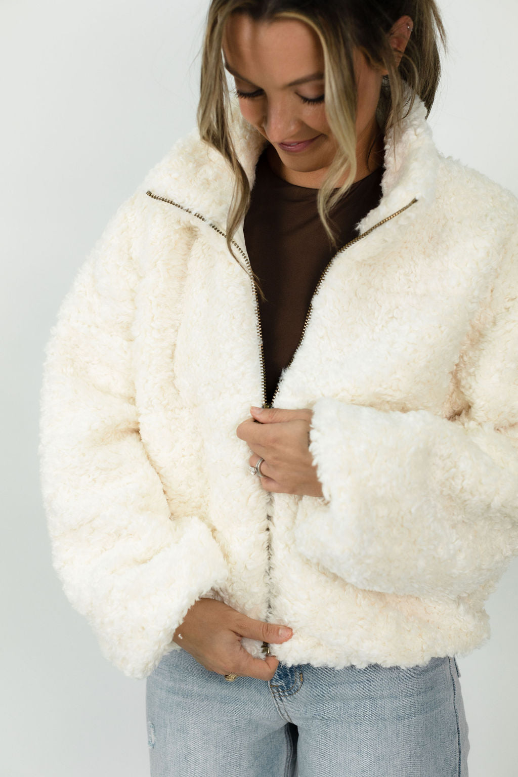 【まるちゃん】フェルラFERLAアルパカ生地 SHIPSシップスジャケット Faithful Sherpa Jacket – Hazel and Layne